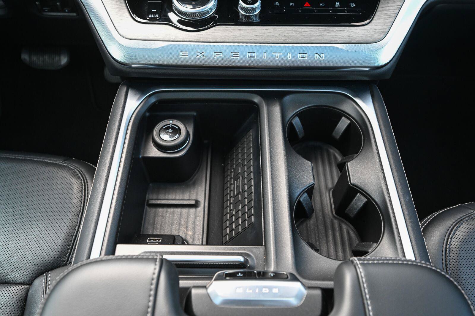 Certified 2025 Ford Expedition Max Platinum AWD/4WD image 35