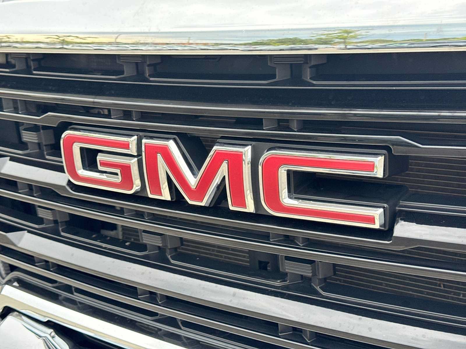 Used 2023 GMC Sierra 2500 Pro w/ Gooseneck/5TH Wheel Package AWD/4WD image 11