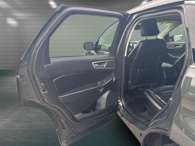 Certified 2022 Ford Edge SEL w/ Convenience Package image 12