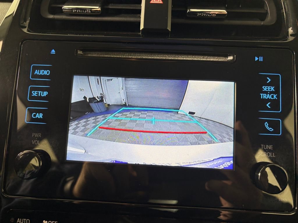 Used 2019 Toyota Prius image 17