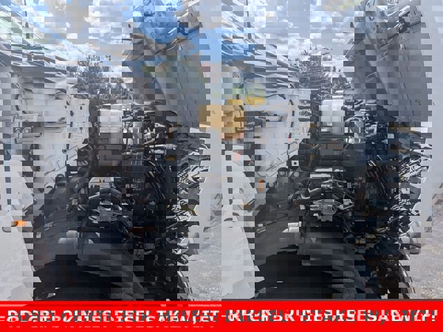 Certified 2023 Ford F650 2WD Regular Cab Super Duty image 22