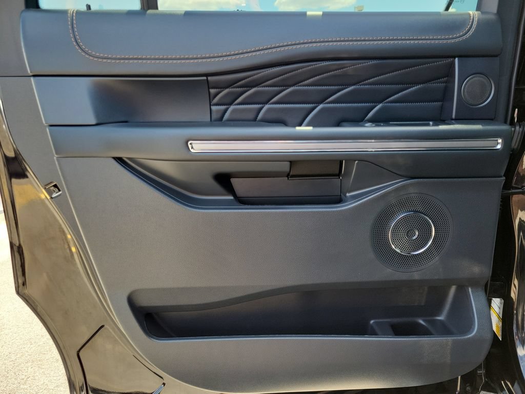 Certified 2024 Ford Expedition Max Platinum AWD/4WD image 12
