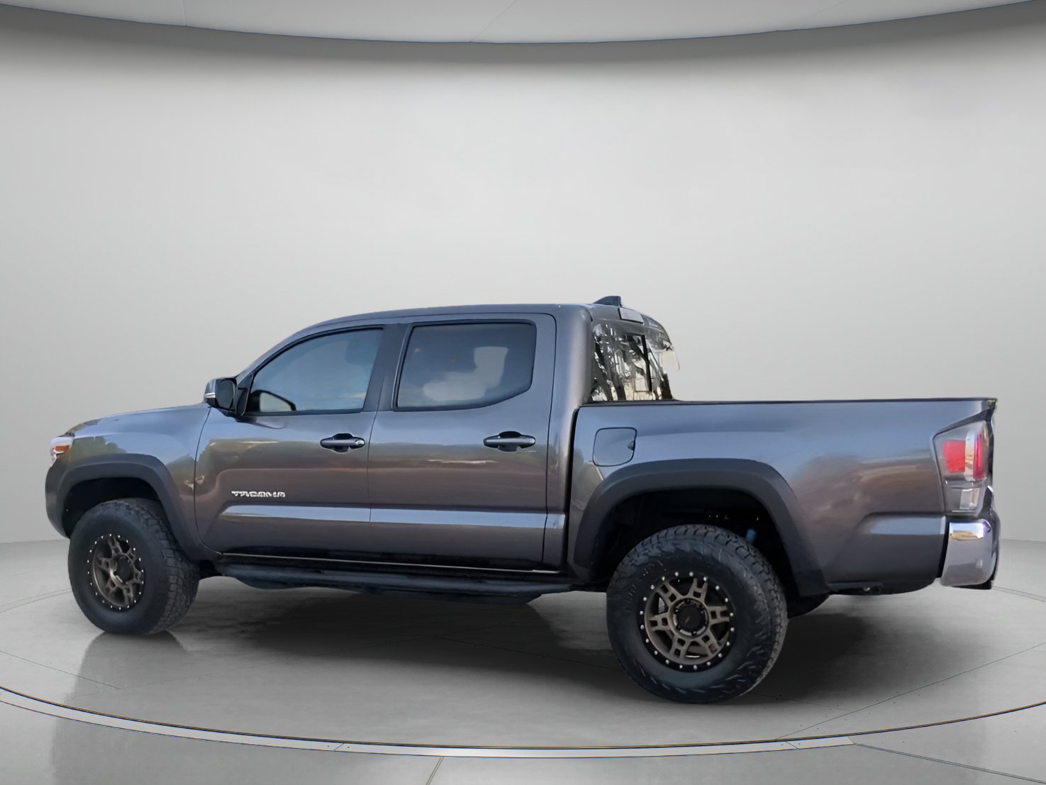 Used 2021 Toyota Tacoma TRD Off-Road AWD/4WD image 20