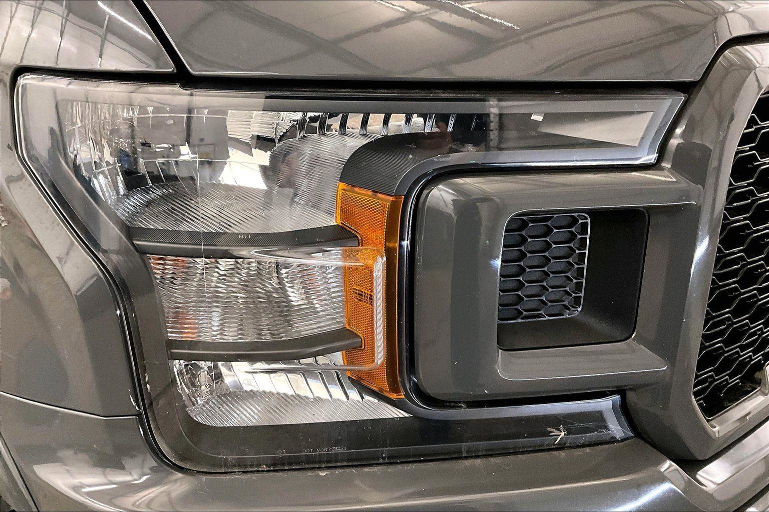 Certified 2018 Ford F150 XLT w/ Equipment Group 302A Luxury image 27