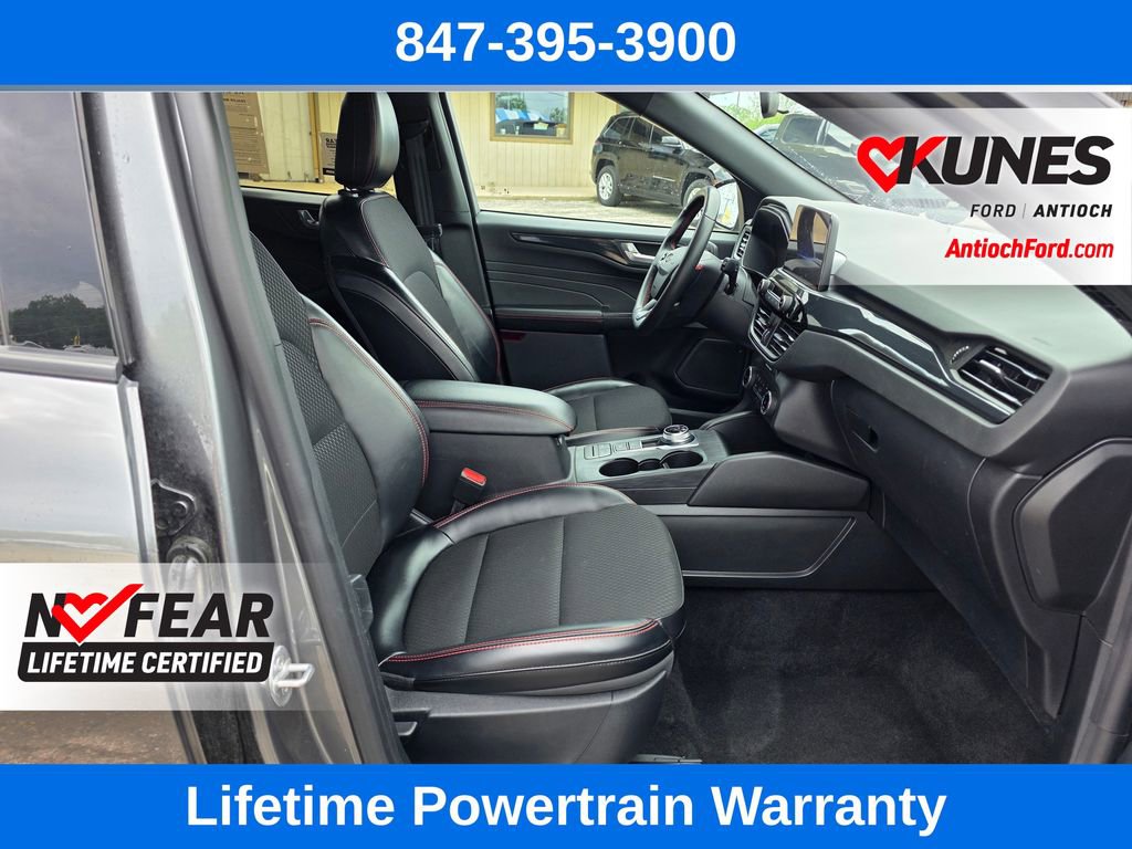 Certified 2025 Ford Escape ST-Line AWD/4WD image 27