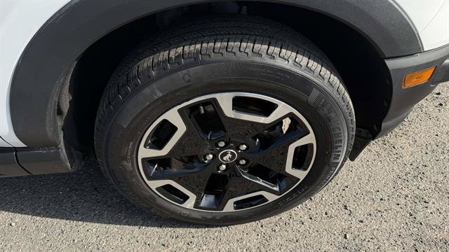 Certified 2023 Ford Bronco Sport Outer Banks AWD/4WD image 37