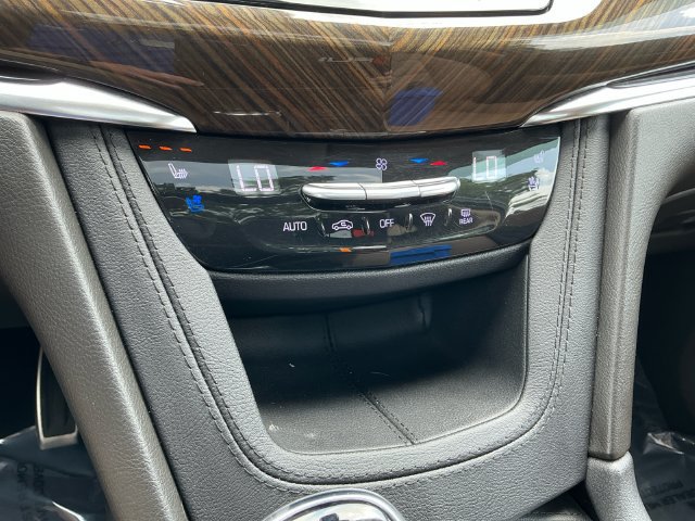 Used 2023 Cadillac XT6 Sport w/ Platinum Package AWD/4WD image 23