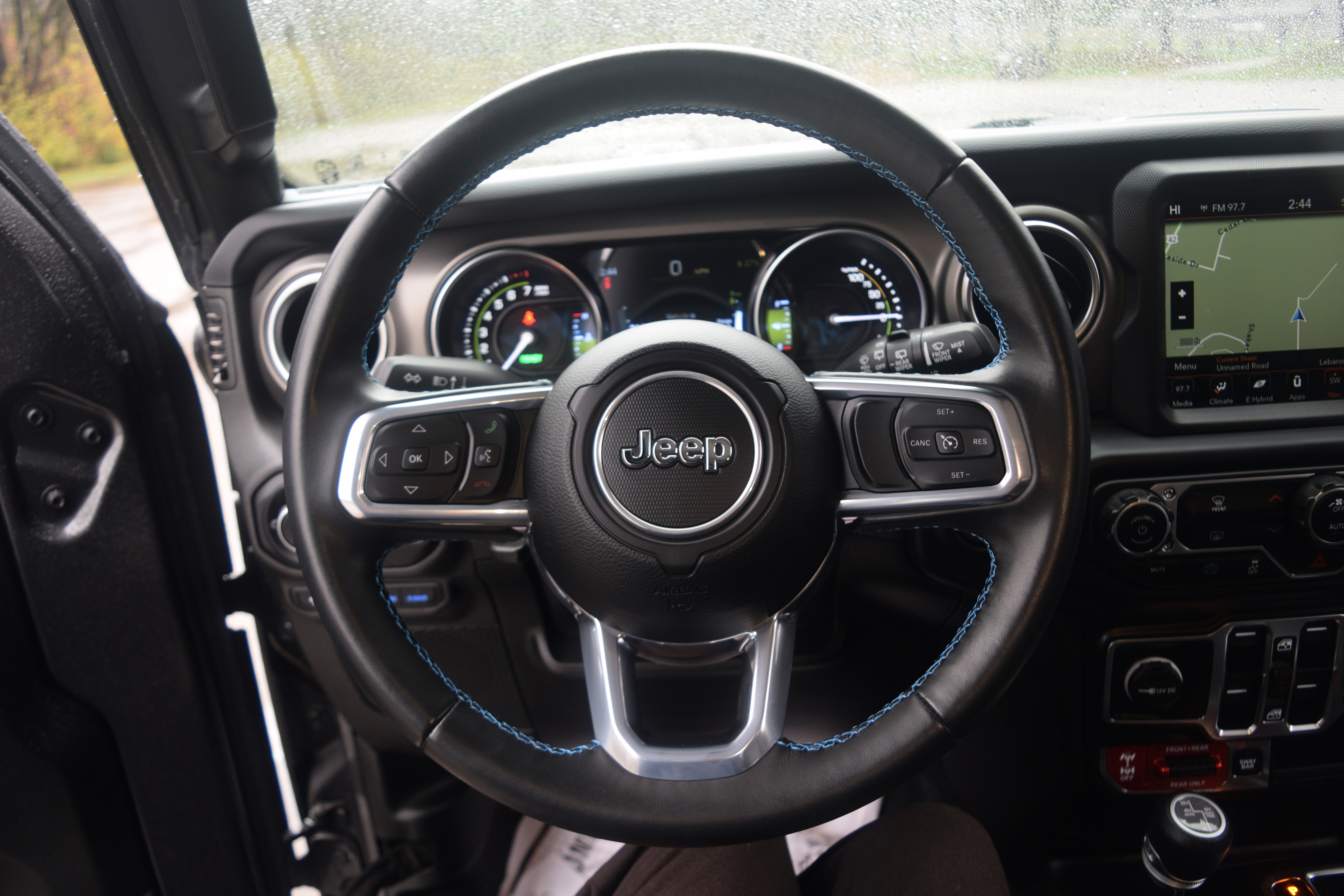 Used 2022 Jeep Wrangler Unlimited Rubicon w/ Steel Bumper Group image 4