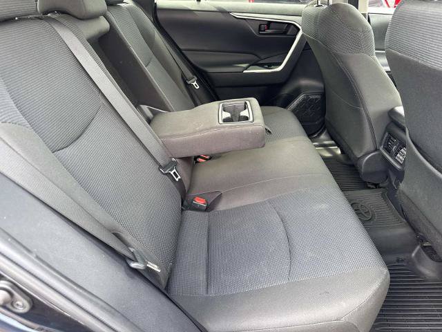 Used 2022 Toyota RAV4 LE FWD image 12