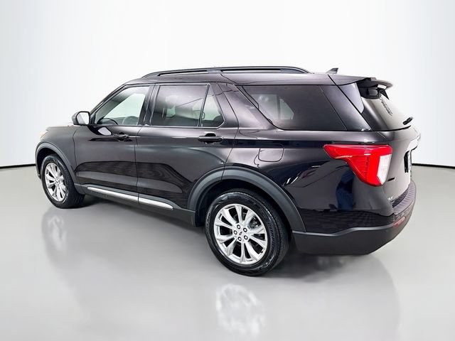 Certified 2020 Ford Explorer XLT w/ Equipment Group 202A AWD/4WD image 5