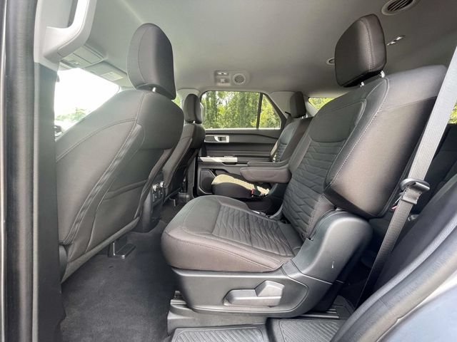 Certified 2021 Ford Explorer XLT RWD image 26
