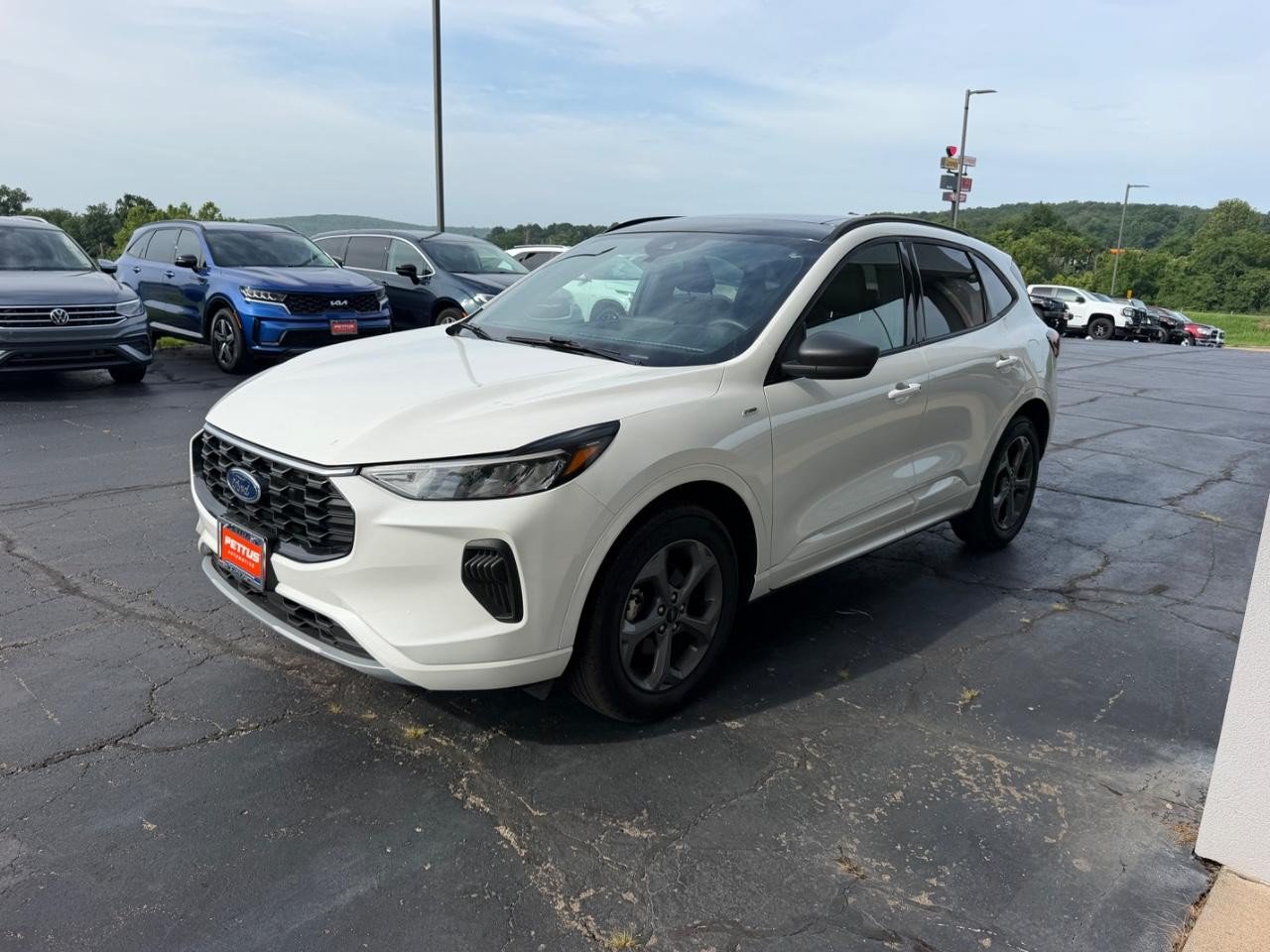 Certified 2024 Ford Escape ST-Line w/ Tech Pack #1 AWD/4WD image 8