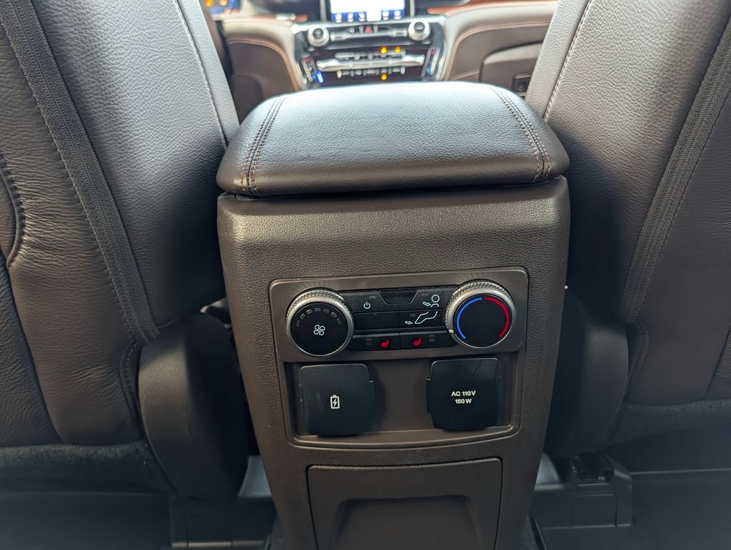 Certified 2024 Ford Explorer King Ranch w/ Technology Package AWD/4WD image 16