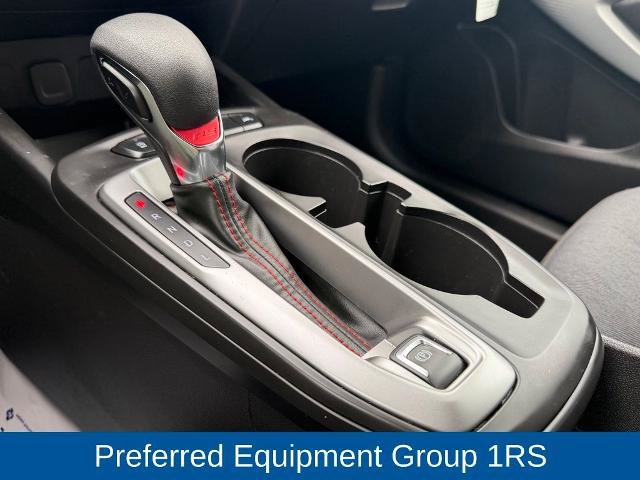 Used 2025 Chevrolet Trax RS FWD image 8