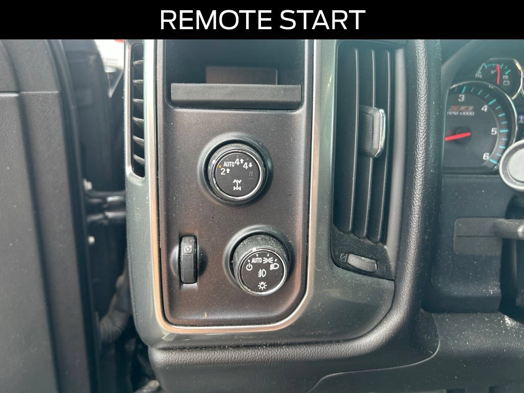 Used 2017 Chevrolet Silverado 1500 LT w/ Midnight Edition AWD/4WD image 15