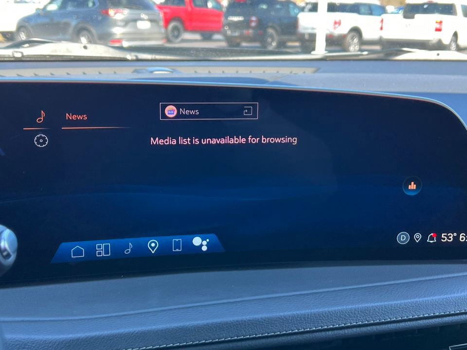 Used 2025 Cadillac XT4 Premium Luxury image 24