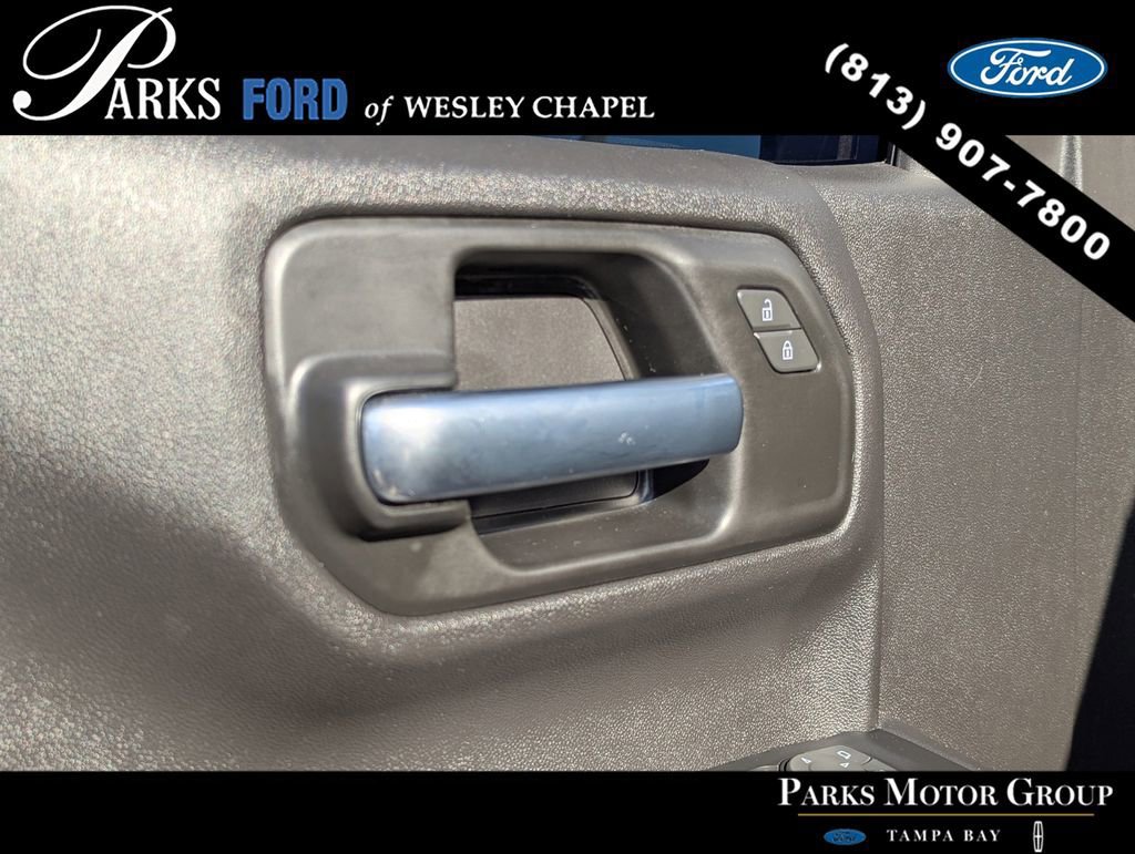 Used 2025 Chevrolet Silverado 1500 Custom Trail Boss w/ LPO, Dark Essentials Package image 17