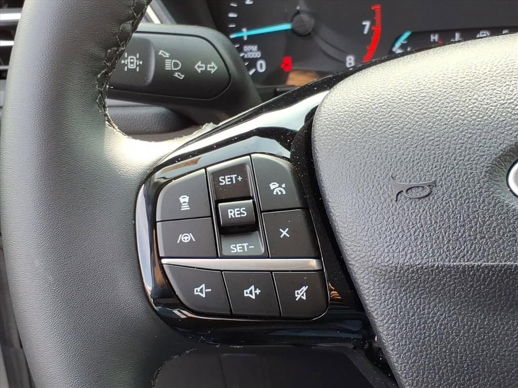 Certified 2022 Ford Escape SEL image 16