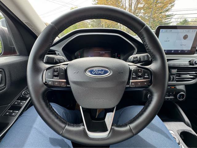 Certified 2025 Ford Escape Active w/ Cold Weather Package AWD/4WD image 16