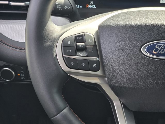 Certified 2025 Ford Explorer Active image 26