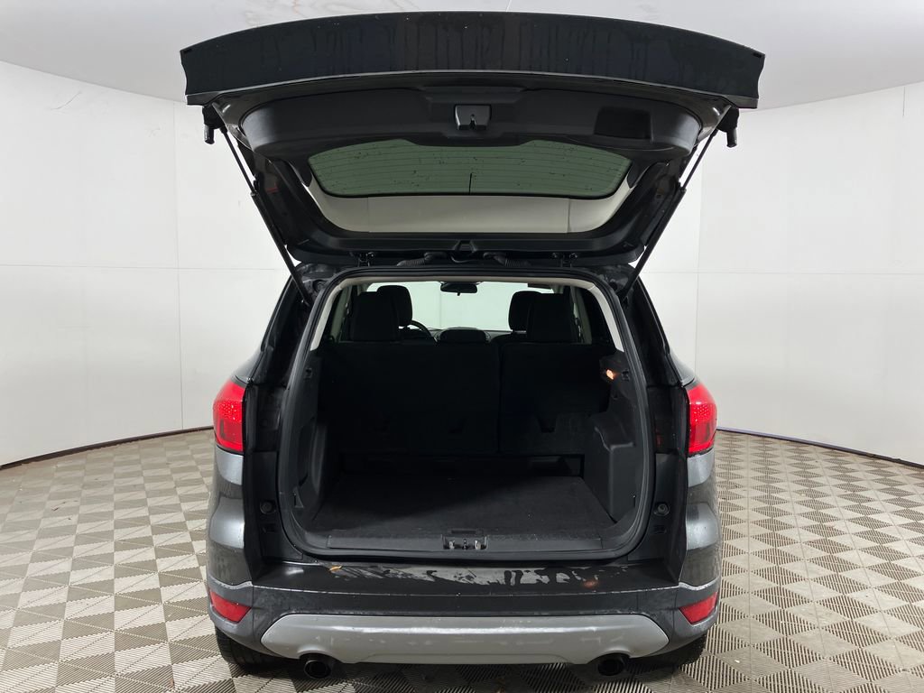 Certified 2019 Ford Escape SE image 25