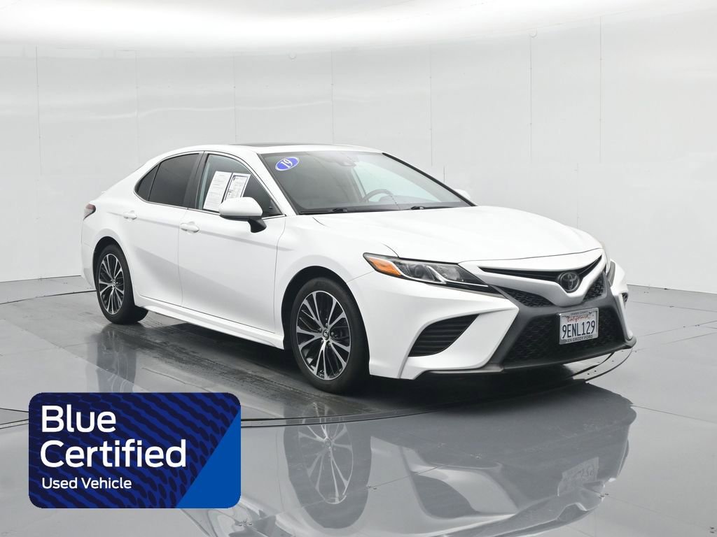 Used 2019 Toyota Camry SE