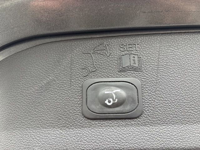 Certified 2019 Ford Escape SEL image 28