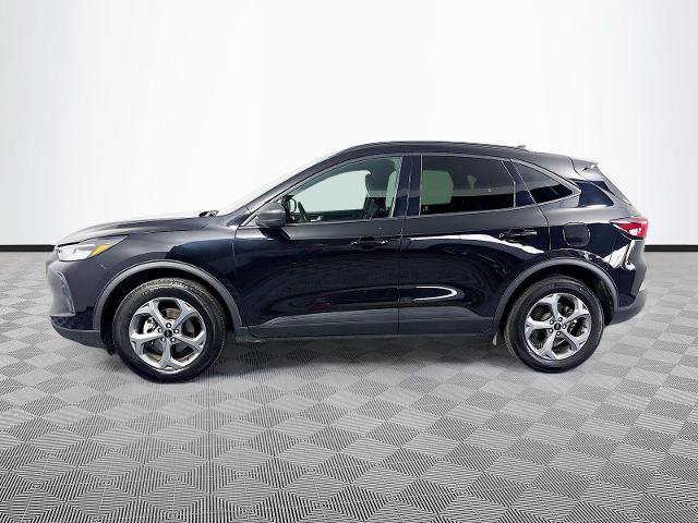 Certified 2025 Ford Escape ST-Line AWD/4WD image 4