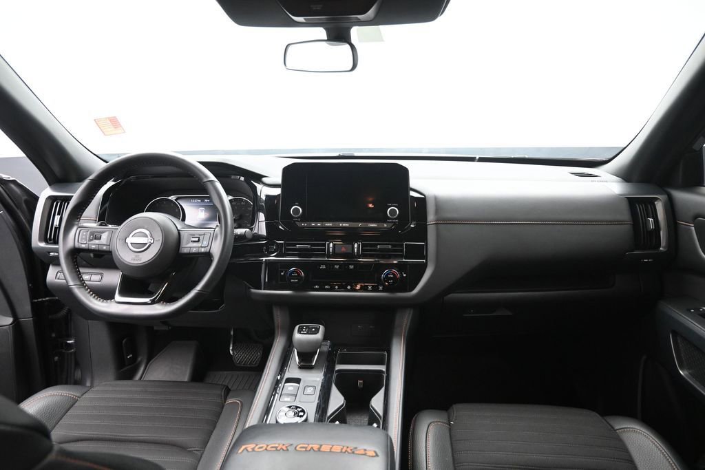 Used 2025 Nissan Pathfinder Rock Creek AWD/4WD image 14