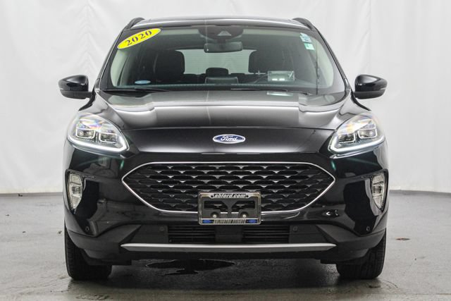 Certified 2020 Ford Escape Titanium w/ Titanium Premium Package 2.0 AWD/4WD image 3