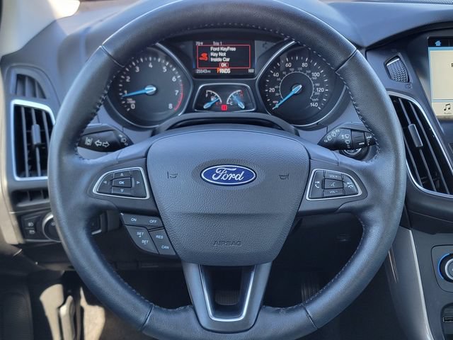 Certified 2018 Ford Focus Titanium w/ Titanium Technology Package FWD image 32