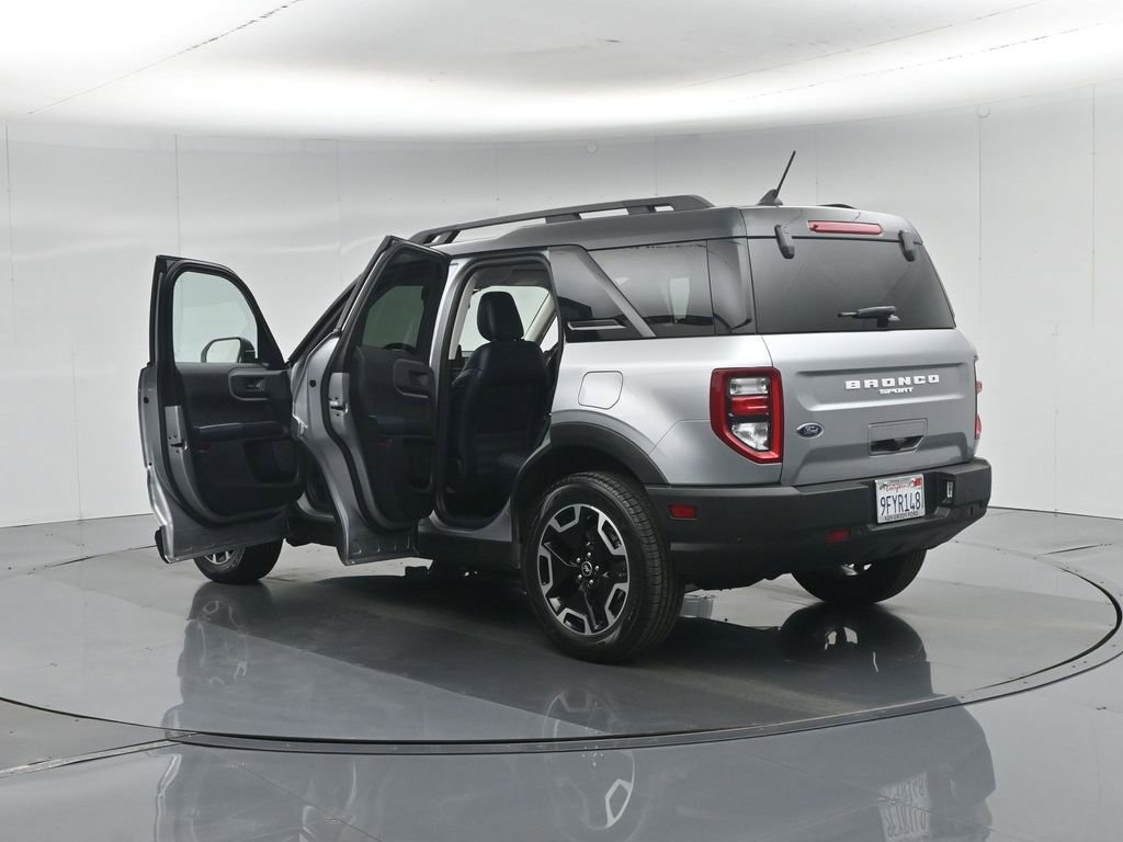 Certified 2022 Ford Bronco Sport Outer Banks w/ Tech Package AWD/4WD image 38