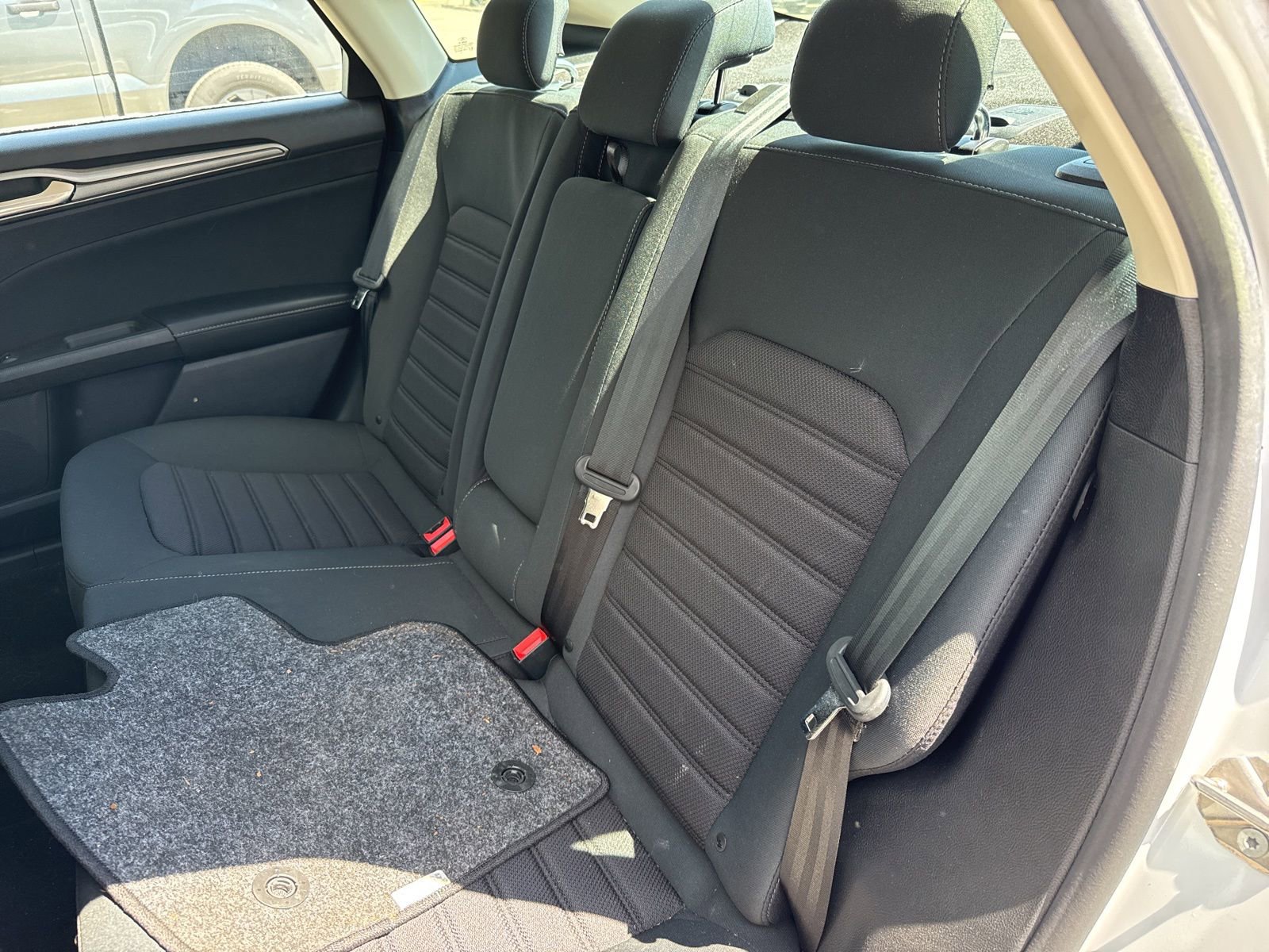 Certified 2019 Ford Fusion SE FWD image 16