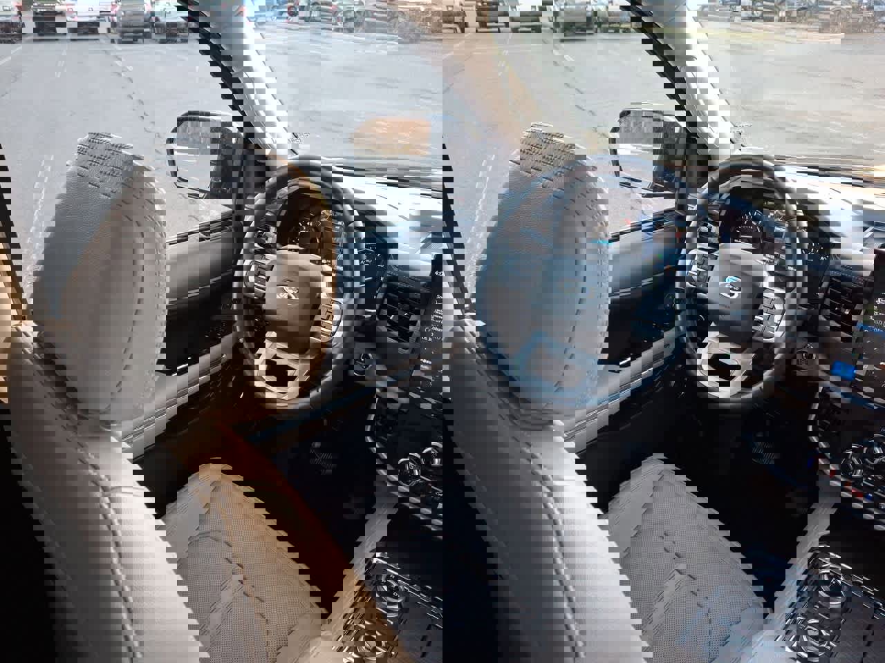 Certified 2023 Ford Expedition Limited image 15