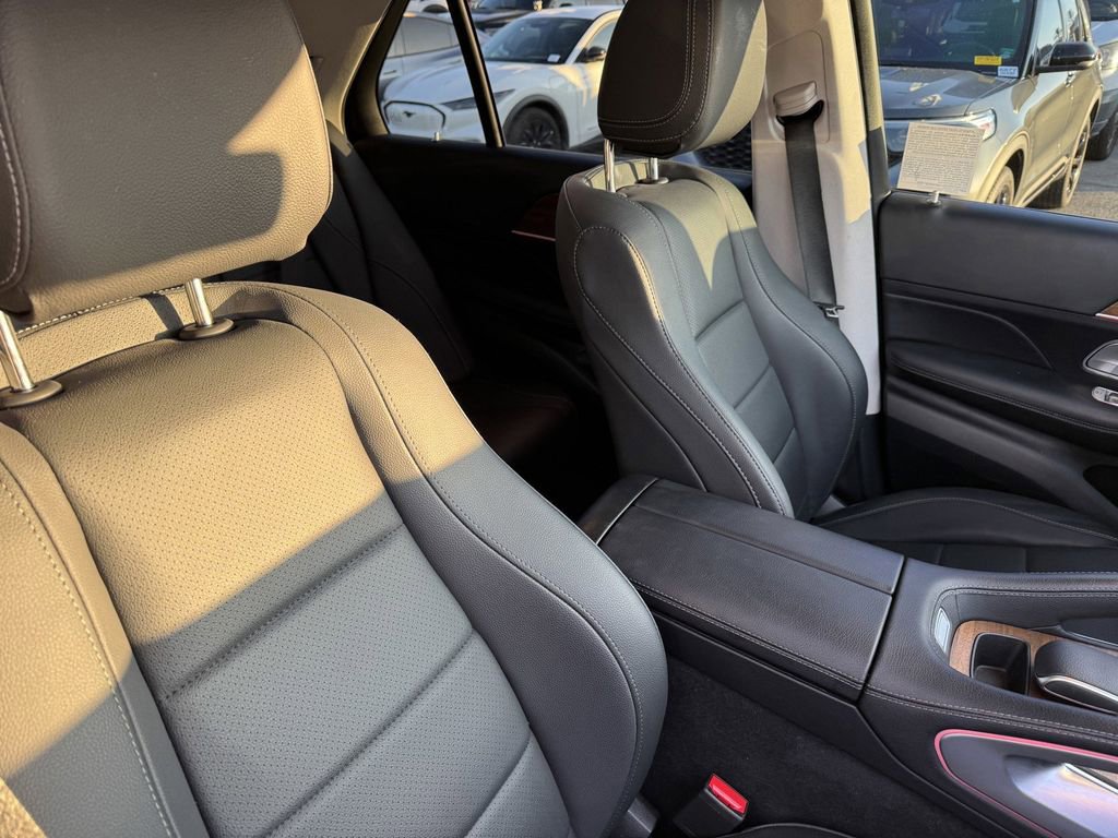 Used 2025 Mercedes-Benz GLE 350 4MATIC image 6