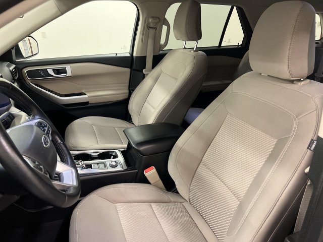Certified 2023 Ford Explorer XLT AWD/4WD image 9
