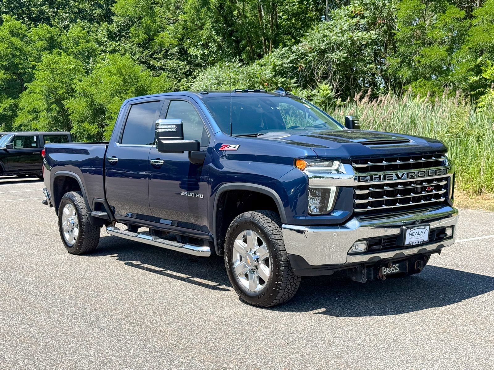 Used 2022 Chevrolet Silverado 2500 LTZ w/ LTZ Premium Package AWD/4WD image 1