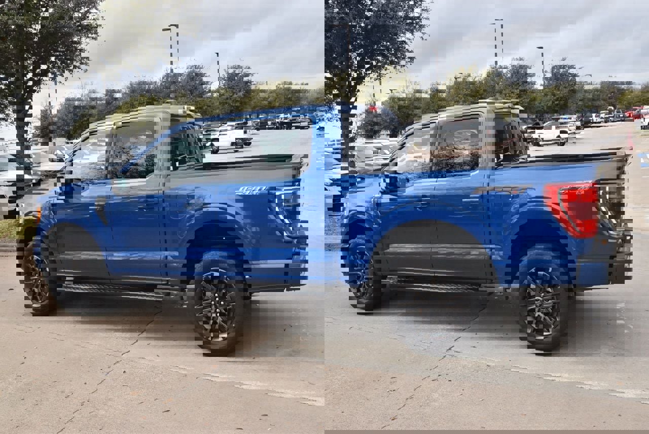 Certified 2022 Ford F150 XLT w/ Equipment Group 302A High image 6