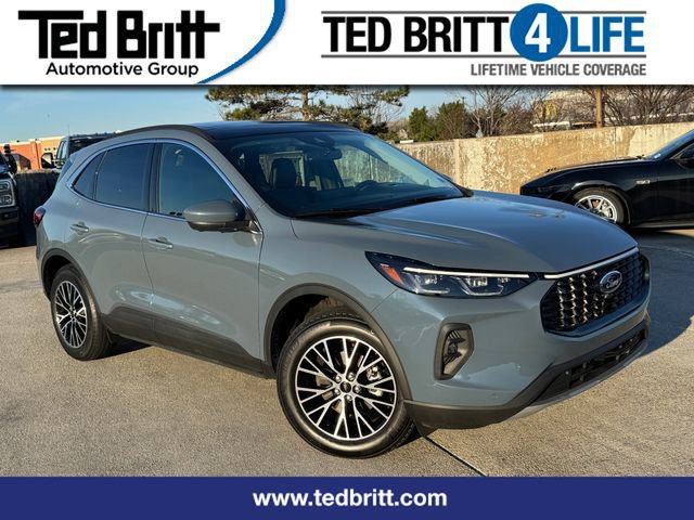 Certified 2025 Ford Escape SE w/ PHEV Premium Package image 7