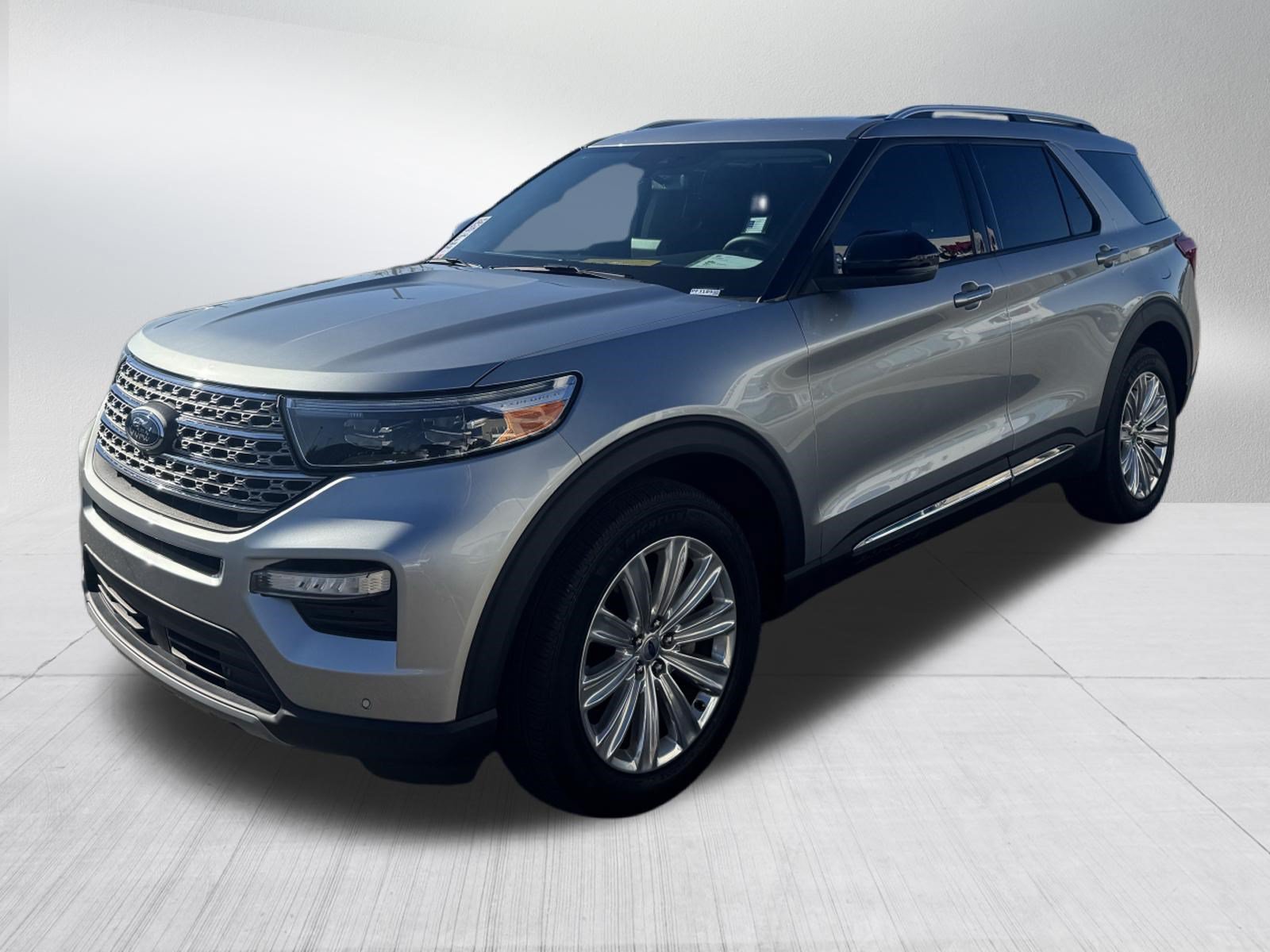 Certified 2024 Ford Explorer Limited w/ Limited Technology Package AWD/4WD image 2