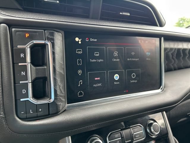 Used 2023 GMC Yukon Denali AWD/4WD image 25