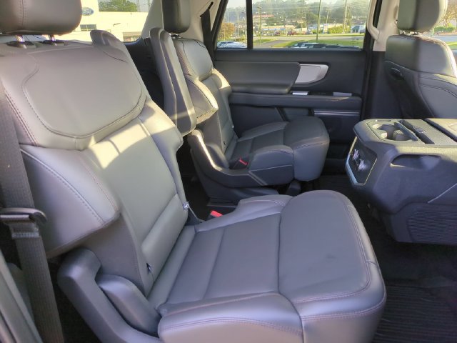 Certified 2025 Ford Expedition Max Active AWD/4WD image 33