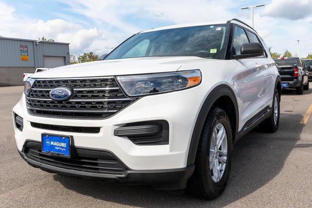 Certified 2023 Ford Explorer XLT w/ Class IV Trailer Tow Package AWD/4WD image 2