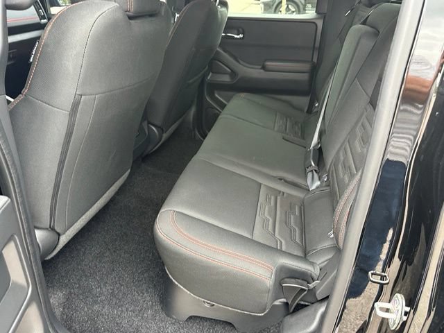Used 2025 Nissan Frontier PRO-4X AWD/4WD image 29