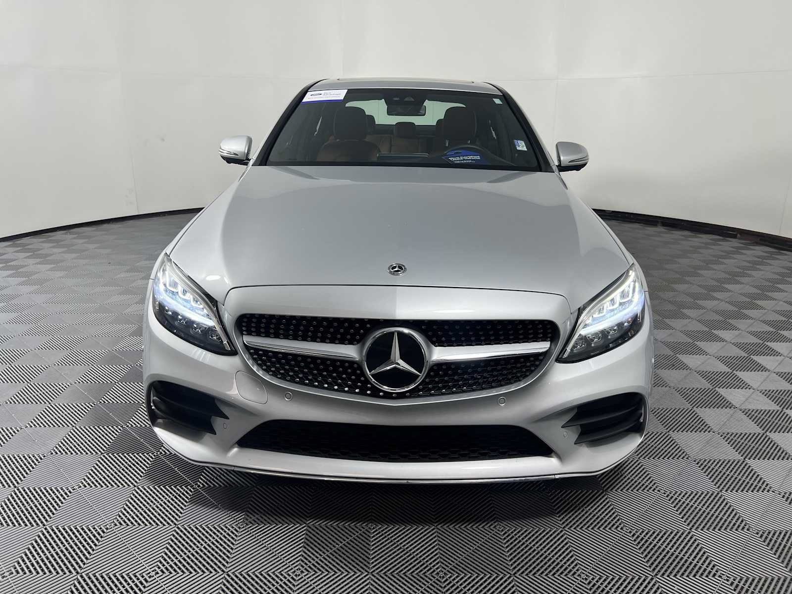 Used 2020 Mercedes-Benz C 300 Sedan image 3