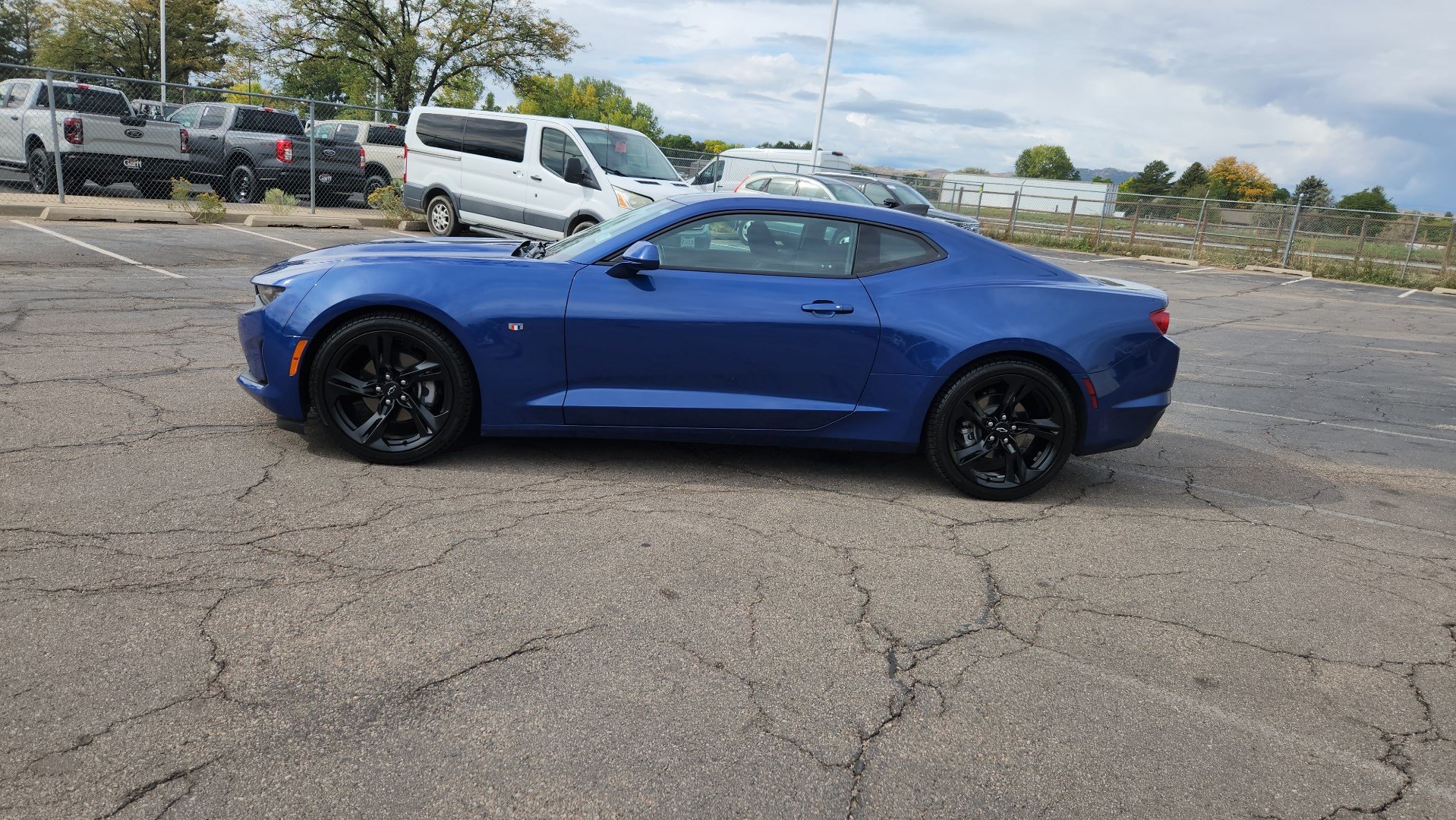 Used 2020 Chevrolet Camaro LT RWD image 7