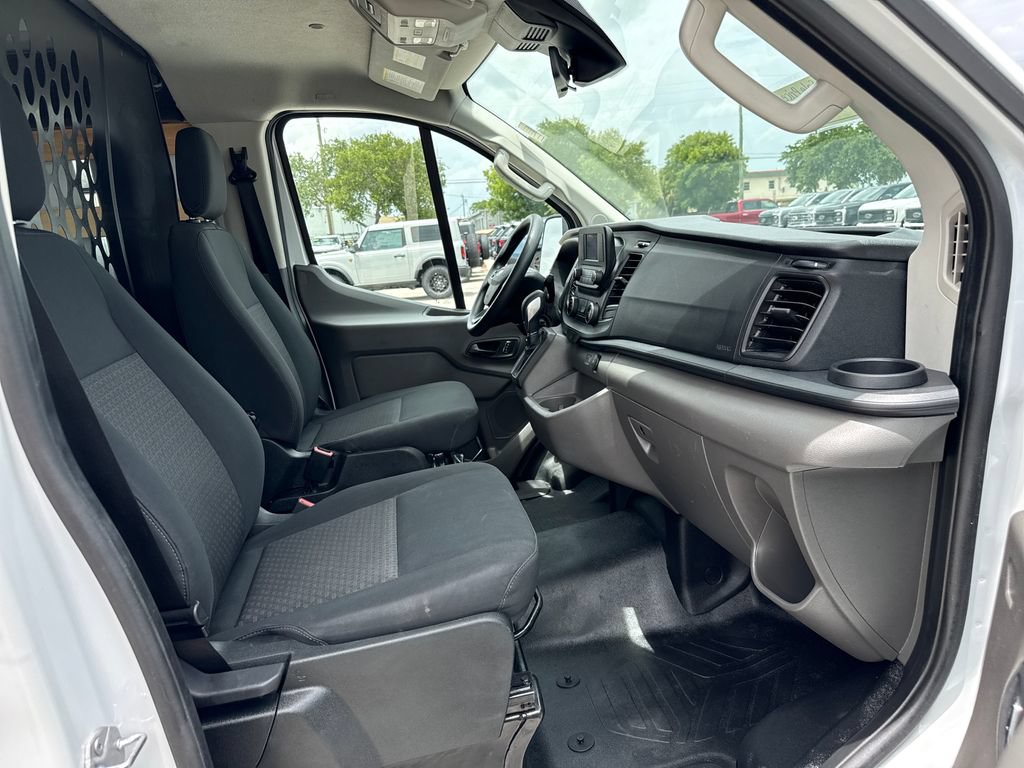 Certified 2025 Ford Transit 250 Low Roof w/ Exterior Upgrade Package RWD image 22