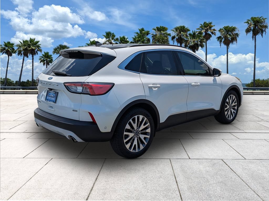 Certified 2020 Ford Escape Titanium w/ Titanium Premium Package 2.0 FWD image 47