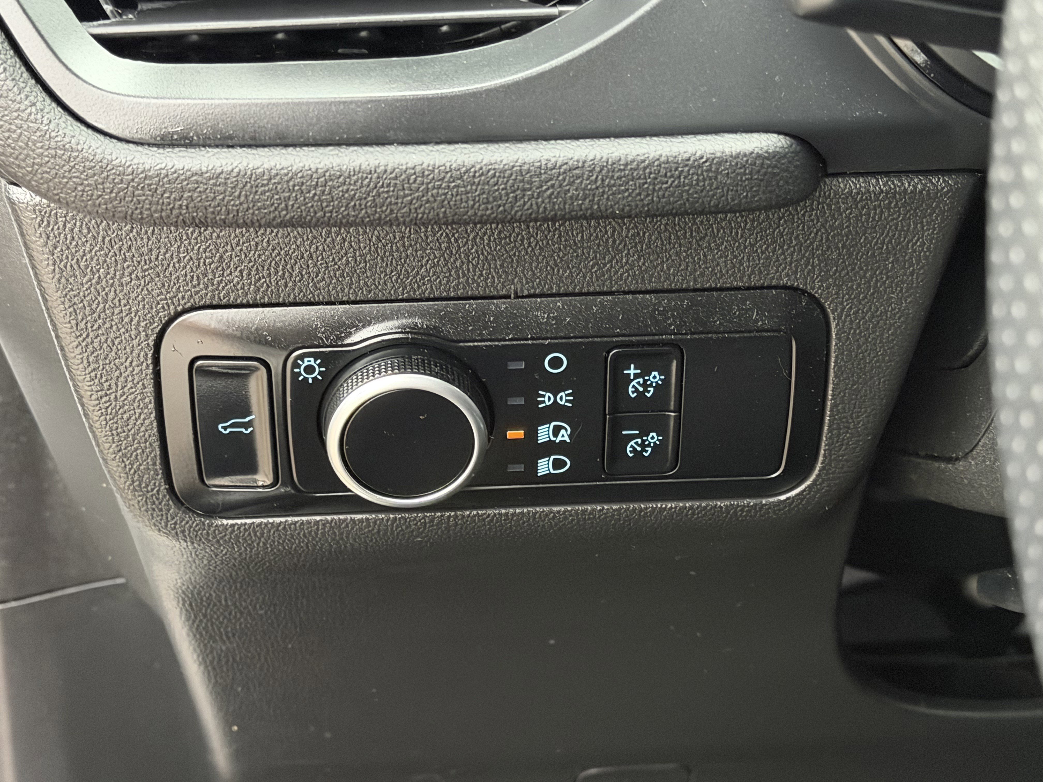 Certified 2023 Ford Escape ST-Line w/ Tech Pack #1 FWD image 22