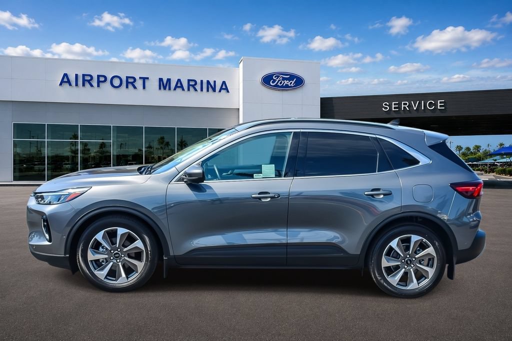Certified 2023 Ford Escape Platinum w/ Premium Technology Package FWD image 7